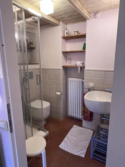 Camera Doppia con Letti Singoli e Bagno Privato — da Francesco rooms